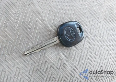 2001 Toyota Highlander V6 z USA, uszkodzony, nr VIN JTEHF21A410037327